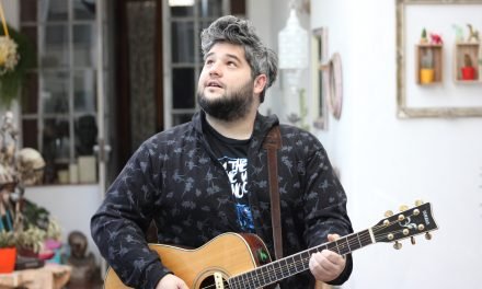 Javier Montalto lleva su indie folk al Teatro Monteviejo